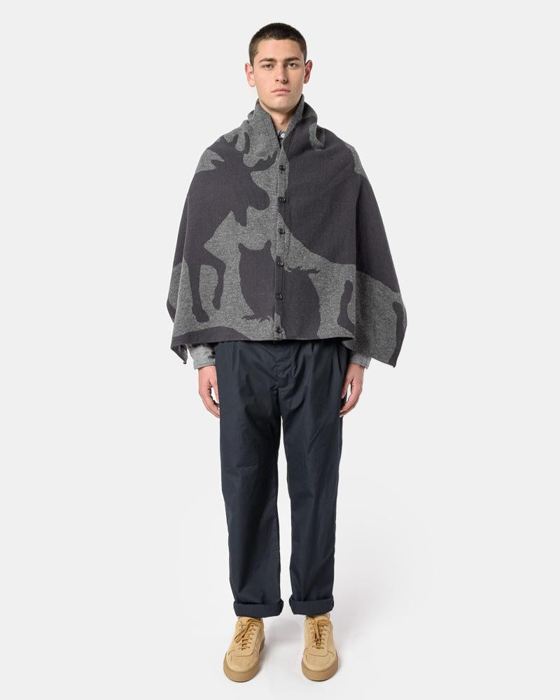 Button Shawl in Grey Animal Print – minimal-theme-fashion