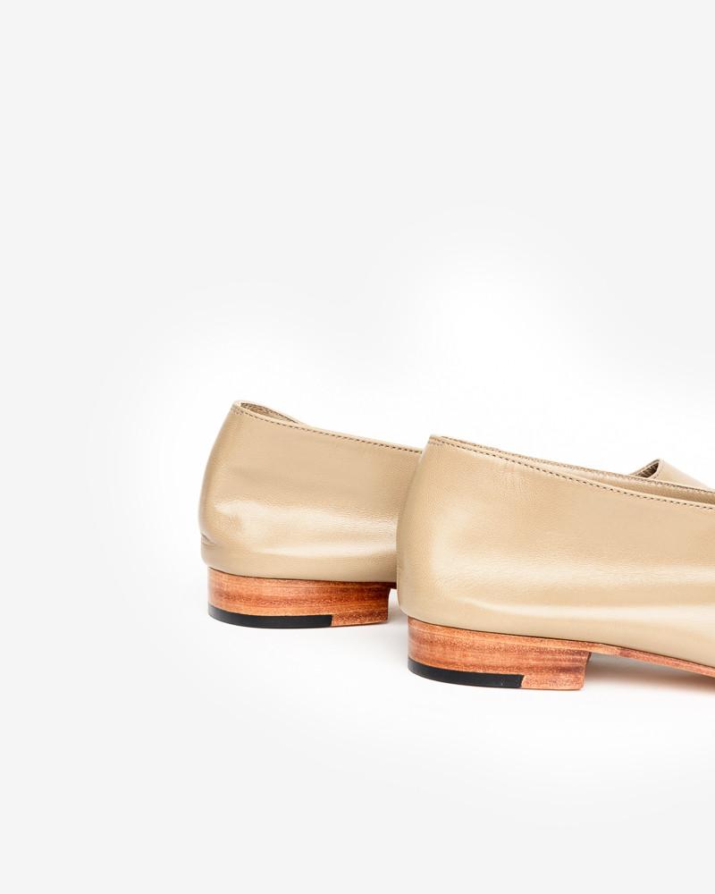 Glove Shoe in Coco – minimal-theme-fashion