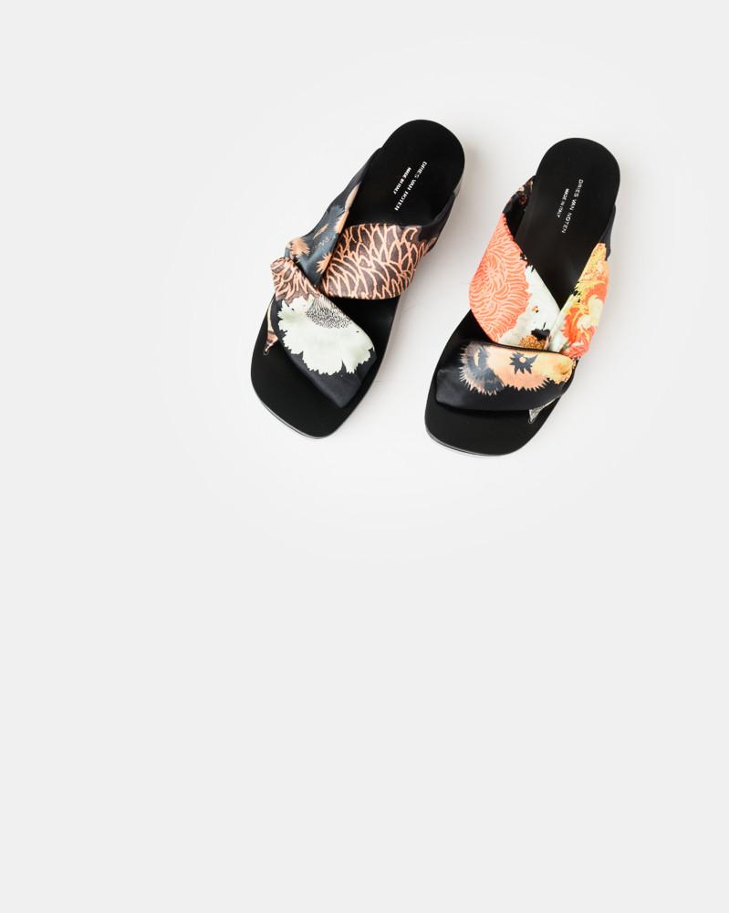 Criss Cross Fabric Sandal – minimal-theme-fashion