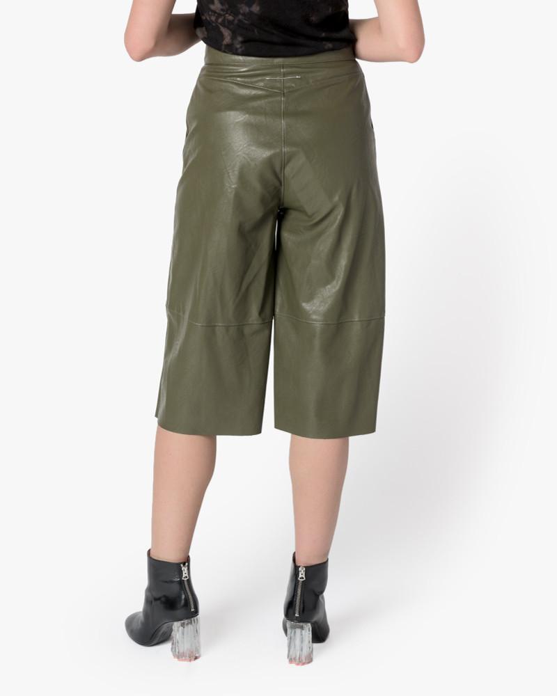 【メーカー公式ショップ】 Faux minimal-theme-fashion – Olive in Shorts Leather パンツ