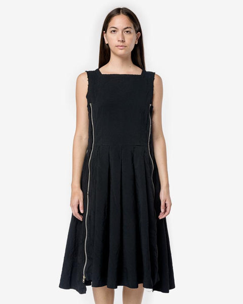 Pleated Zipper Sleeveless Dress in Black