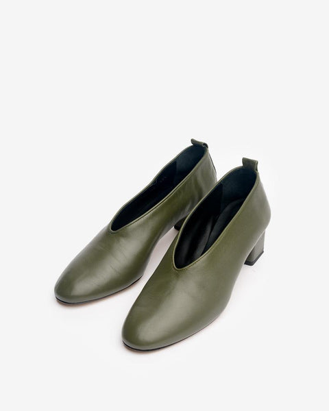 Classica Shoe in Verde Oliva