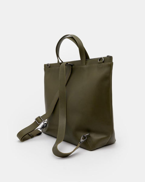 Pilot Backpack in Green Tea