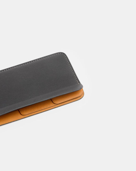 Classify Card Holder in Carbon